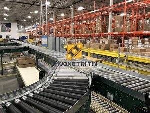 hệ thống băng tải kho hàng