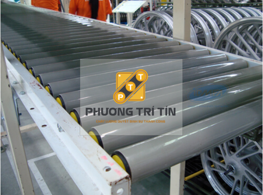 băng tải con lăn nhựa