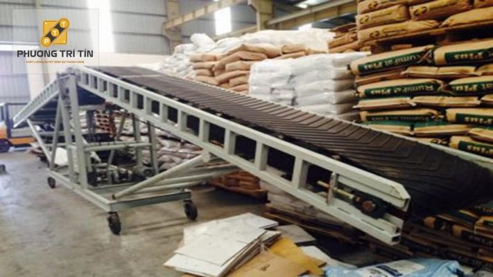 băng tải nâng hạ công nghiệp