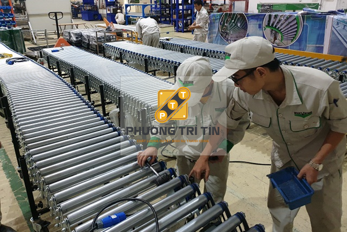 băng tải con lăn xếp