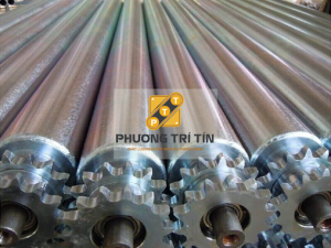 con lăn băng tải xích